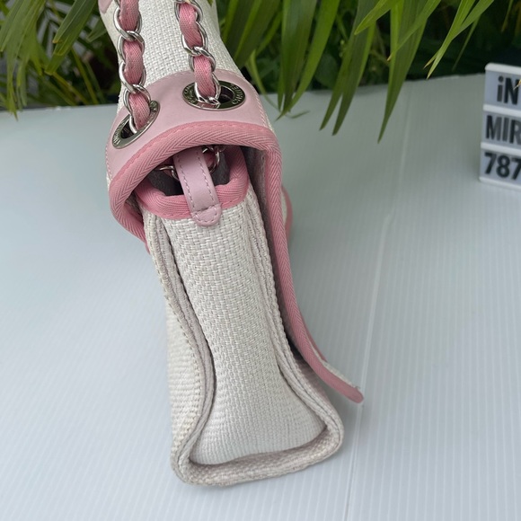 Chanel Raffia - Picture 5 of 11